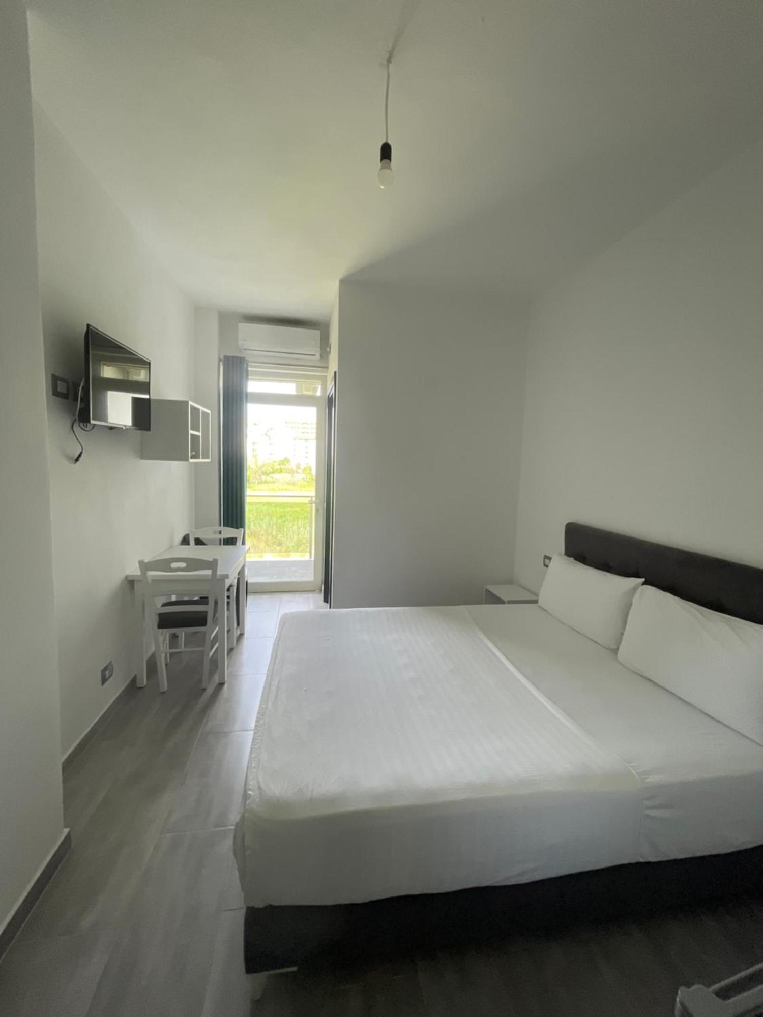 Lumnik - Hotel & Apartments Lezhë 외부 사진